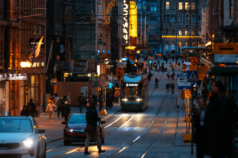 Helsinki: Night Walking Tour with Local Guide