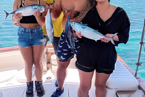 Rodes: Viagem de pesca com churrasco e nataçãoRhodes: Viagem de pesca com churrasco e natação