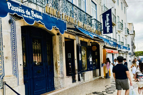 Lisbon: Belem Private Tuktuk Tour with Hotel Pickup