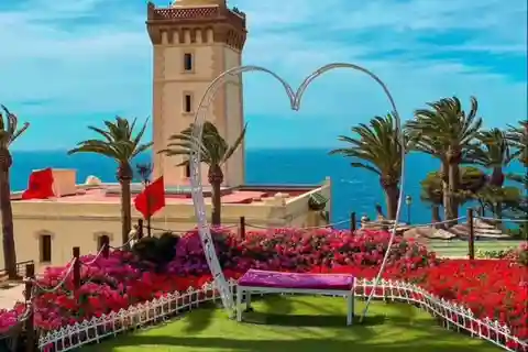 "Rabat nach Tanger: High-Speed Train Guided Day Tour"