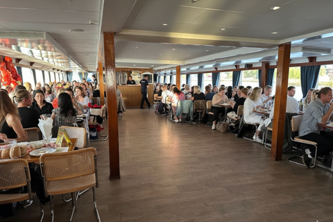 Stockholm : croisière guidée dans l'archipel avec fika suédois