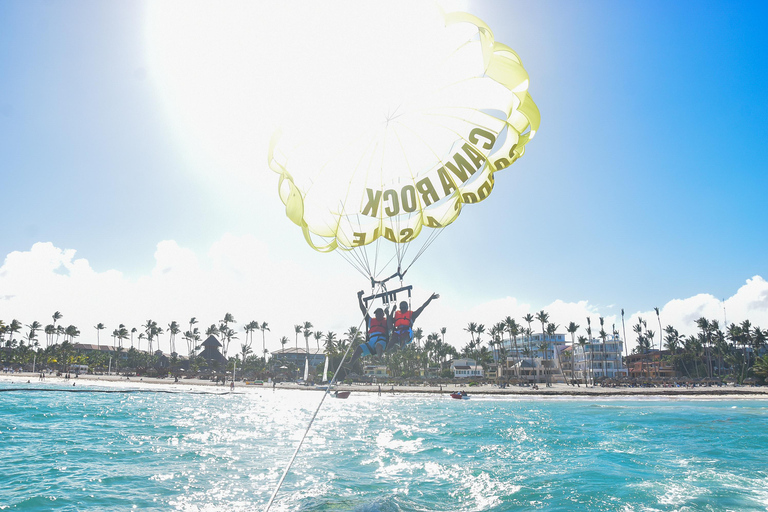 Puerto Plata: Parasailing from Playa Dorada Parasailing + Hotel Pickup