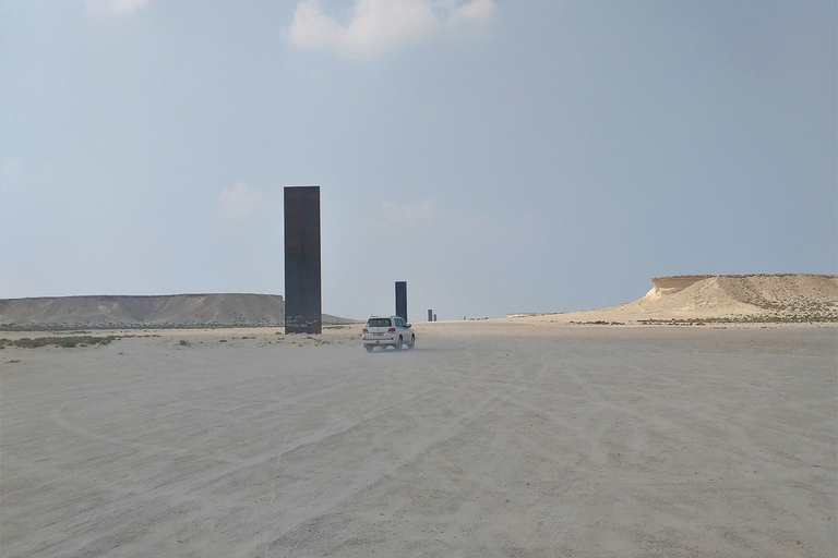 Recorrido por la costa oeste, Zekreet, escultura del desierto de Richard SerraDesde Doha: Zekreet Richard Serra y formación rocosa de hongos