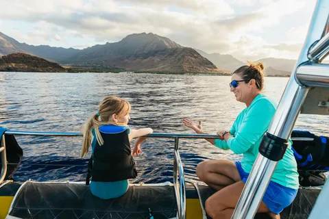 Oahu: Dolphin Swim and Turtle Snorkel Excursion in Waianae