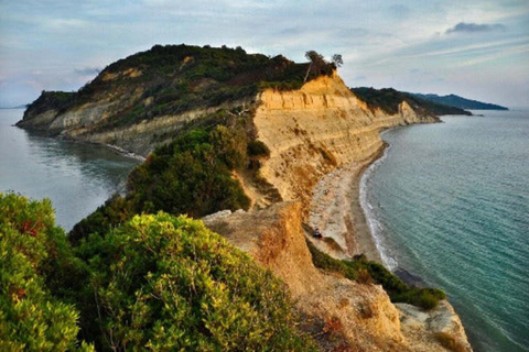 Da Tirana/Durres/Golem: Tour del Capo di Rodon e degustazione di vini.Da Tirana: Capo di Rodon e degustazione di vini.