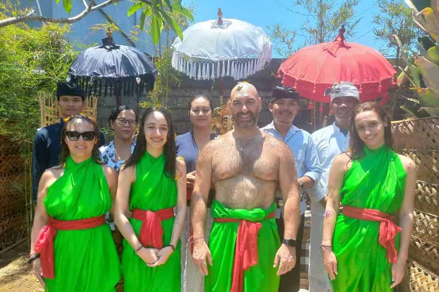 Ubud: Spirituelle Reinigung, Handlesen & Trauma-Heilung. Foto: GetYourGuide