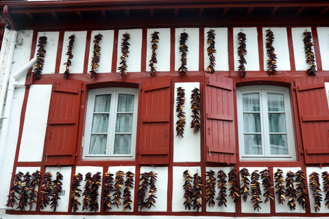 Excursion to the villages of the French Basque Pyrenees: Espelette, Ainhoa, and Sare Spanish tour from Bilbao