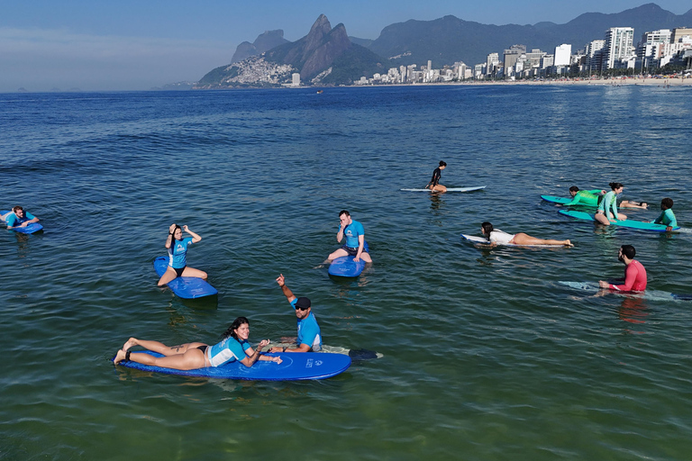 Rio de Janeiro: Surf school with all materials included Surf lessons: Ipanema and Copacabana rivers