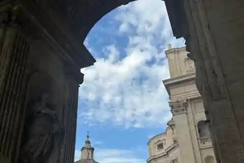 Discovering St. Peter's Basilica: mysteries and legends