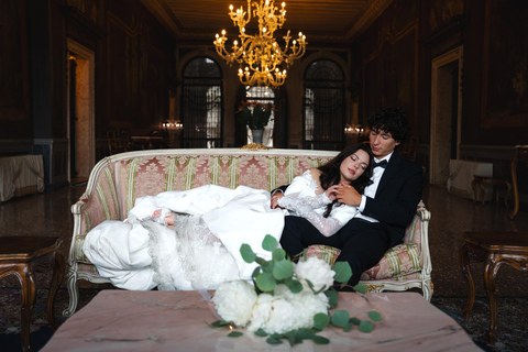 Venice With Professional Photographer Express Photoshoot in Rialto