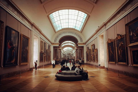 Paris: Louvre Museum Ticket &amp; Exclusive Immersive AudioGuide