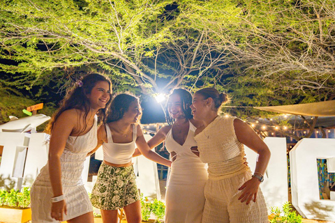 Santa Marta: Sunset White Party Catamaran & Beach Club