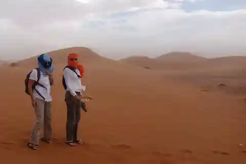 Aventura no deserto do Erg Chegaga: Dois dias mágicos a partir de M'hamid