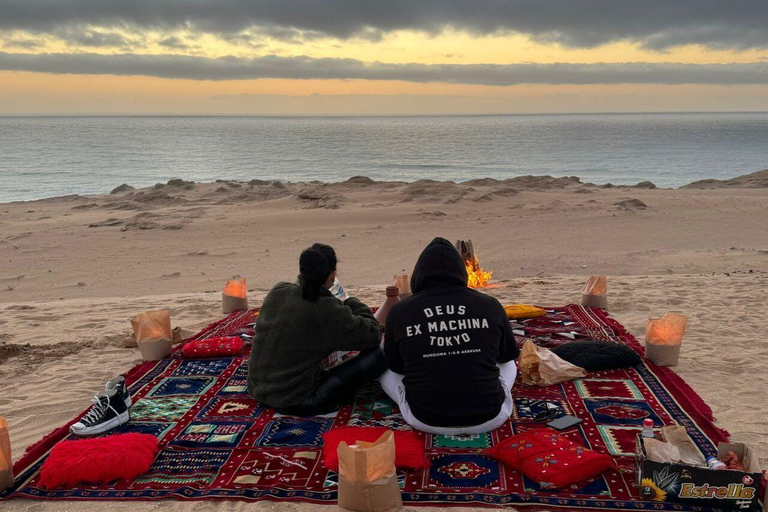 Agadir/Taghazout : Aventure en Sandboard et Dîner au Coucher du SoleilAgadir/Taghazout : aventure en sandboard et dîner au coucher du soleil