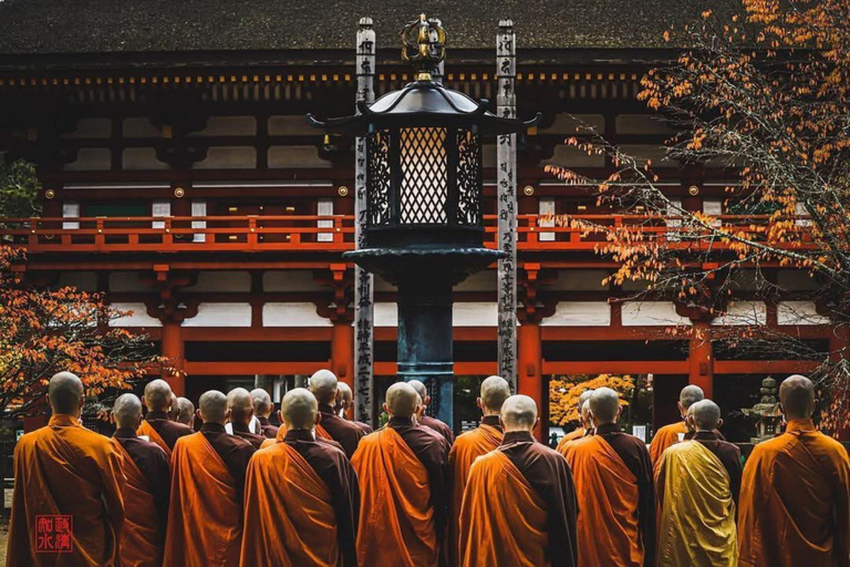 Wakayama & Koyasan: Private Tour with Hotel Pickup & Lunch