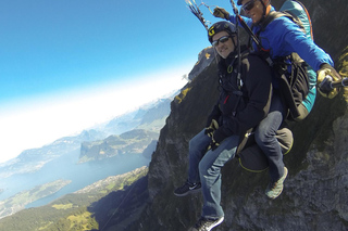 Volo in parapendio in tandem a LUCERNA / Professionale - Sicuro - Esclusivo