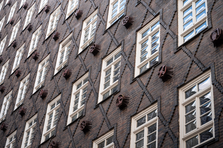 Hamburg: Speicherstadt, Elbphilharmonie Plaza & Boat Cruise