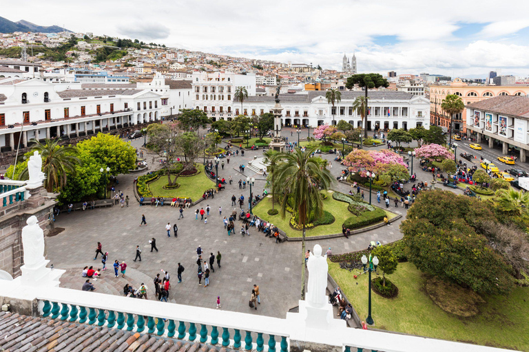 PRIVATE Tour, Stadsrundtur Quito med linbana och Mitad del Mundo