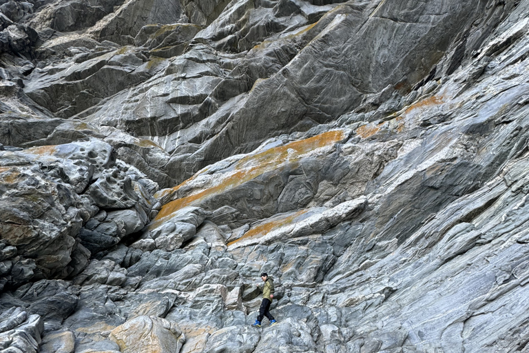 Passeio flexível ao Castelo de Modalen, Hesjedalsfossen pode ser uma caminhadaPasseio flexível para Modalen O Castelo Hesjedalsfossen