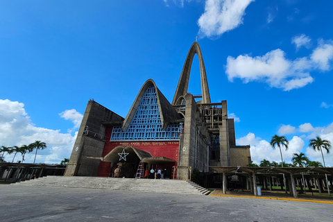 Tour individuale di una giornata intera &quot;Land &amp; People&quot; - da/per Bávaro/Punta Cana