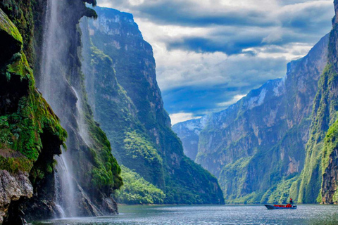 Sumidero Canyon, Viewpoints, and Chiapa de Corzo | Shared Sightseeing Tour Sumidero Canyon, Viewpoints and Chiapa de Corzo | Shared Sightseeing Tour