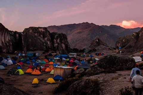 Excursão de 2 dias a Hatun Machay