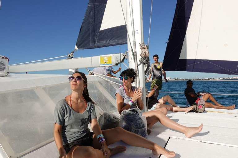 Isla Mujeres: Catamaran Cruise with snorkel, lunch & drinks Only Entrance No Transportation