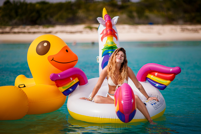 Cancun Bliss: Exclusive Luxe Yacht Experience 51´ Catamarán Leopard