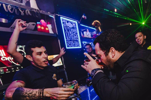 Panama City: Nightclub and Rooftop Tour in private car Disco private tour in Private Car The Best Clubs & Rooftop