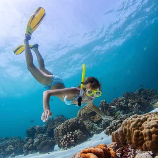 Bali: Snorkeling na plaży Blue Lagoon z lunchem i transportem
