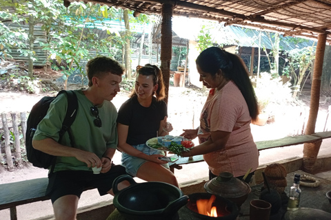 康提：香料园和手工艺人工作室嘟嘟车之旅