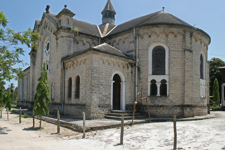 DAR ES SALAAM : TRIP DAR ES SALAAM TO BAGAMOYO OLD CITY TOUR