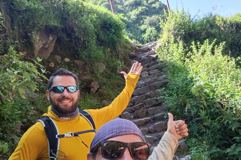 Hike in the Andes Mountains of Lima (Antakallo Waterfall) Hike in the Surroundings of Lima – Antakallo Waterfall