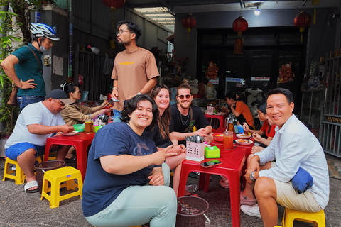Hoi An Food Tour: 12 Flavors of a Former Trading port
