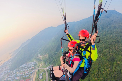 Da Nang: Highlights Paragliding Experience