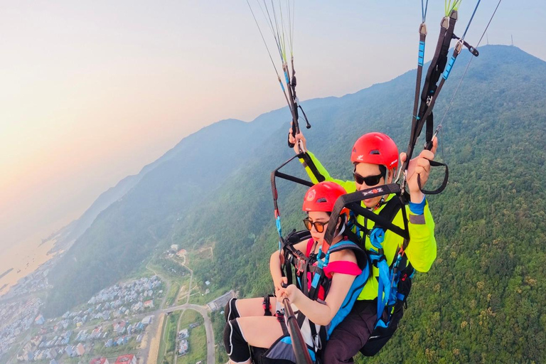 Da Nang: Highlights Paragliding Experience