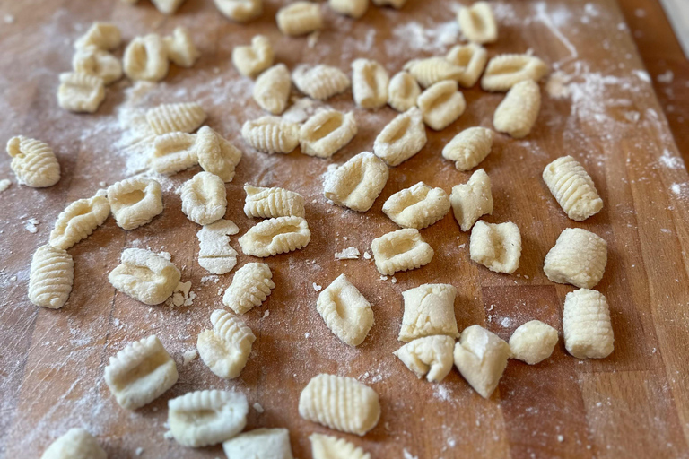 Genoa: Pesto, Pasta, and Tiramisu Cooking Class