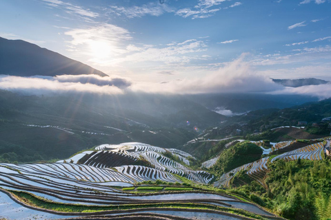 Guilin: 3-Day Yangshuo Tour with Li River Cruise