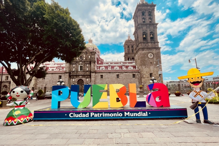 Dagtrip Puebla, Cholula en Val'QuiricoVanuit Mexico-Stad: Dagtrip naar Puebla, Cholula en Val'Quirico