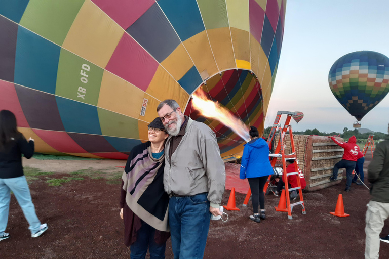 Teotihuacan Full Day: Balloon flight+ Pyramids and Guadalupe Church Tour