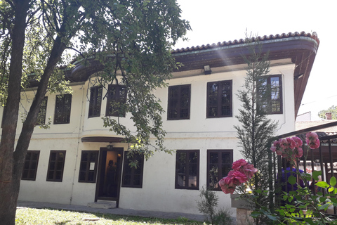 Belgrade: Guided Walking Tour