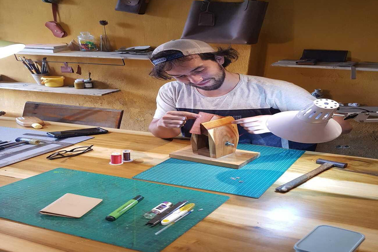 Hoi An: Handmade Leather Crafts Workshop (Starter Course)