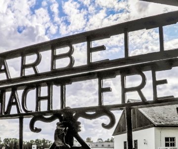 Ab München: Halbtagestour zur Gedenkstätte Dachau