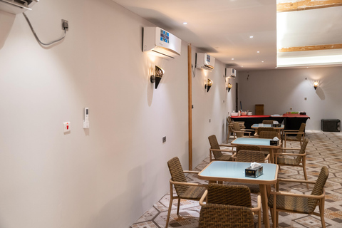 Doha: Wüstensafari, Abendessen vom Buffet &amp; ÜbernachtungsmöglichkeitDoha: Wüstensafari &amp; Abendessen vom Buffet im Camp