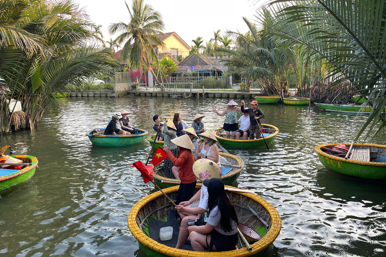 Hoi An: Basket Boat, Lantern Making Class & Hoai River Ride