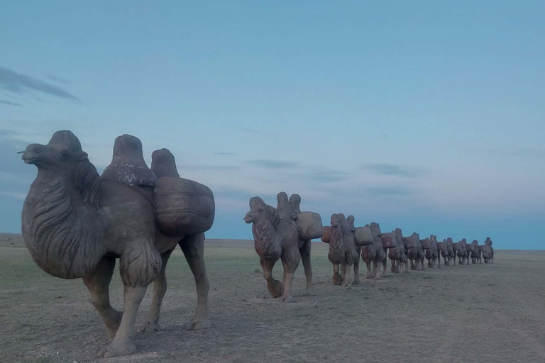 Ulaanbaatar: 7-Day Gobi Desert & Terelj Park Tour