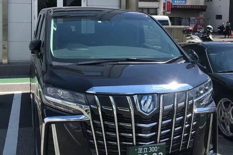 Tokyo: Transfer privato da/per l'aeroporto di Narita 7 posti