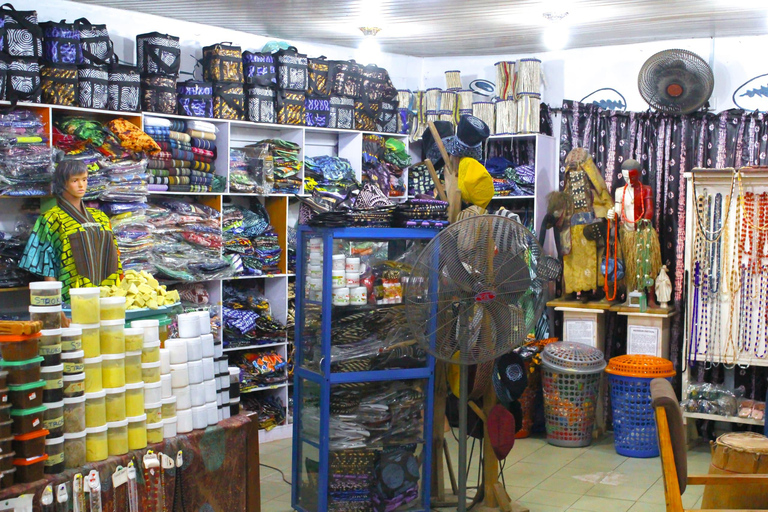 From Lagos: Abeokuta Olumo Rock Tour with Lunch and Train