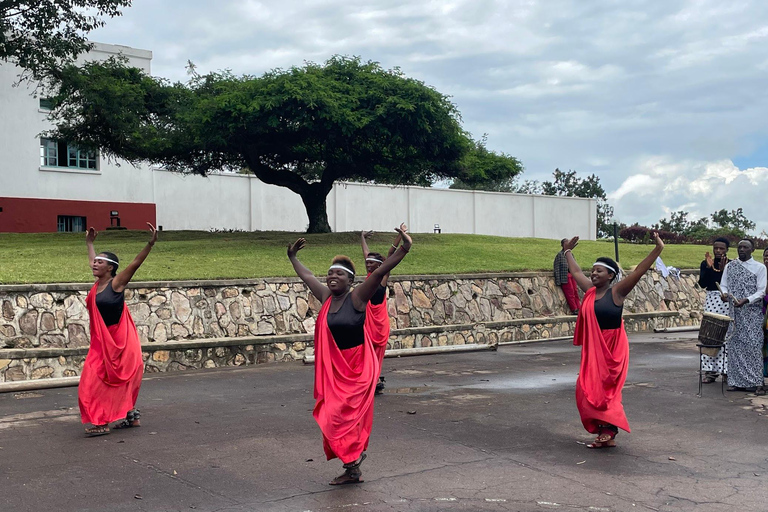 Kigali: Tour cultural por el palacio real, el museo y el memorial.Kigali: Visita cultural al palacio real, el museo y el memorial