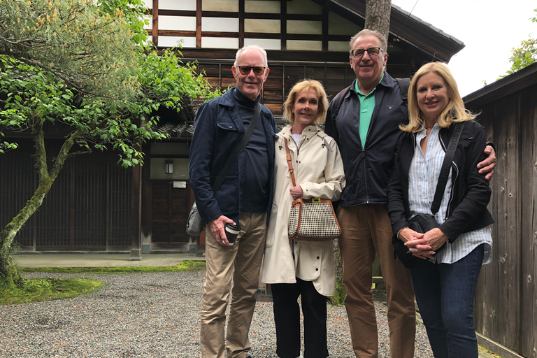 Kanazawa: 6-Hour Private Guided Tour & Kimono Experience